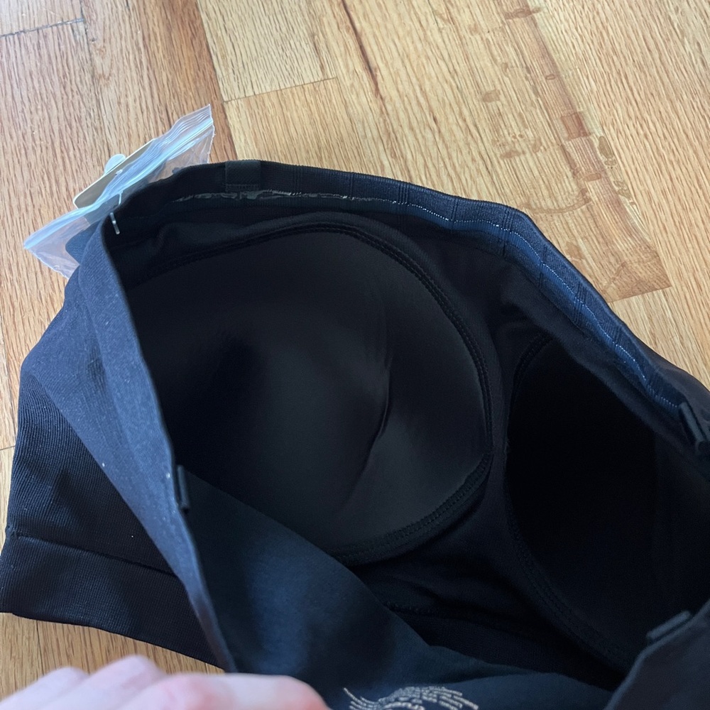 Truekind Black Strapless Bandeau Bra - Picture 6 of 7